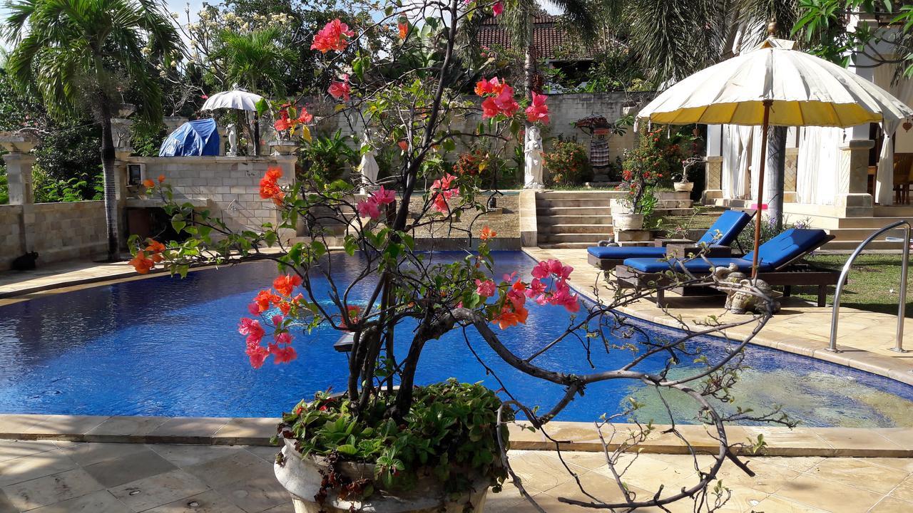 Villa Jakaranda And Villa Marakuya Lovina Buitenkant foto